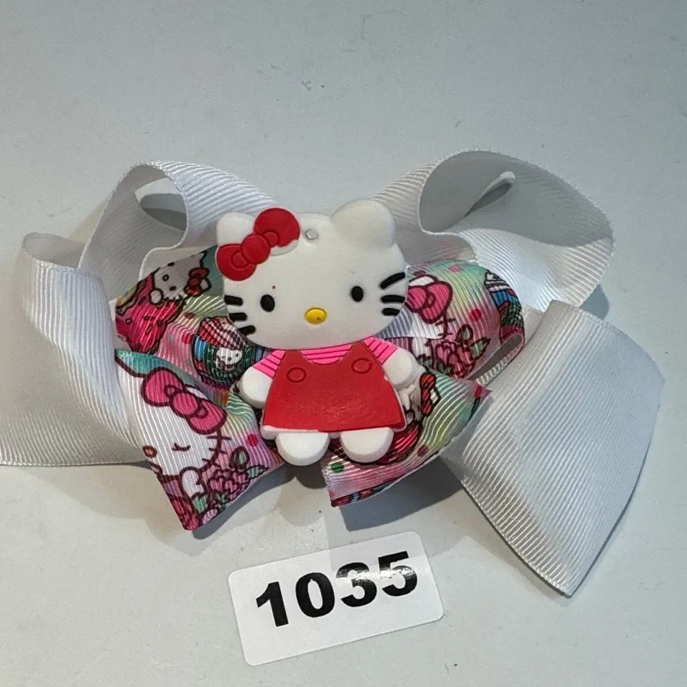 1035- White Color Hello Kitty Hair Bow Alligator Clip